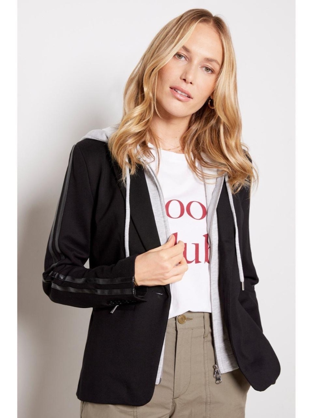 Evereve Jones St Blazer with removable hoodie